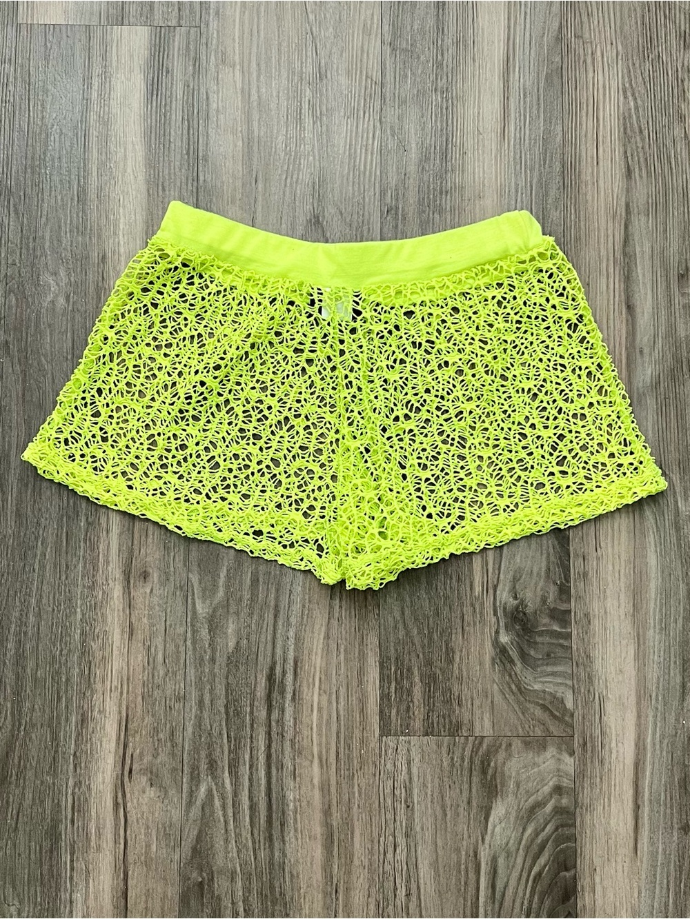 Ingear Neon green crochet festival fishnet shorts | Size Small
